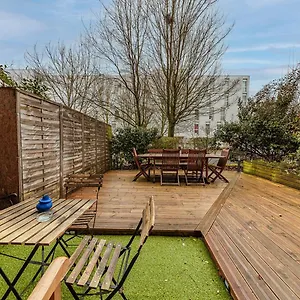 Appartement Le Saint Cyr - Bel Appartement, Parking & Terrasse, Rennes